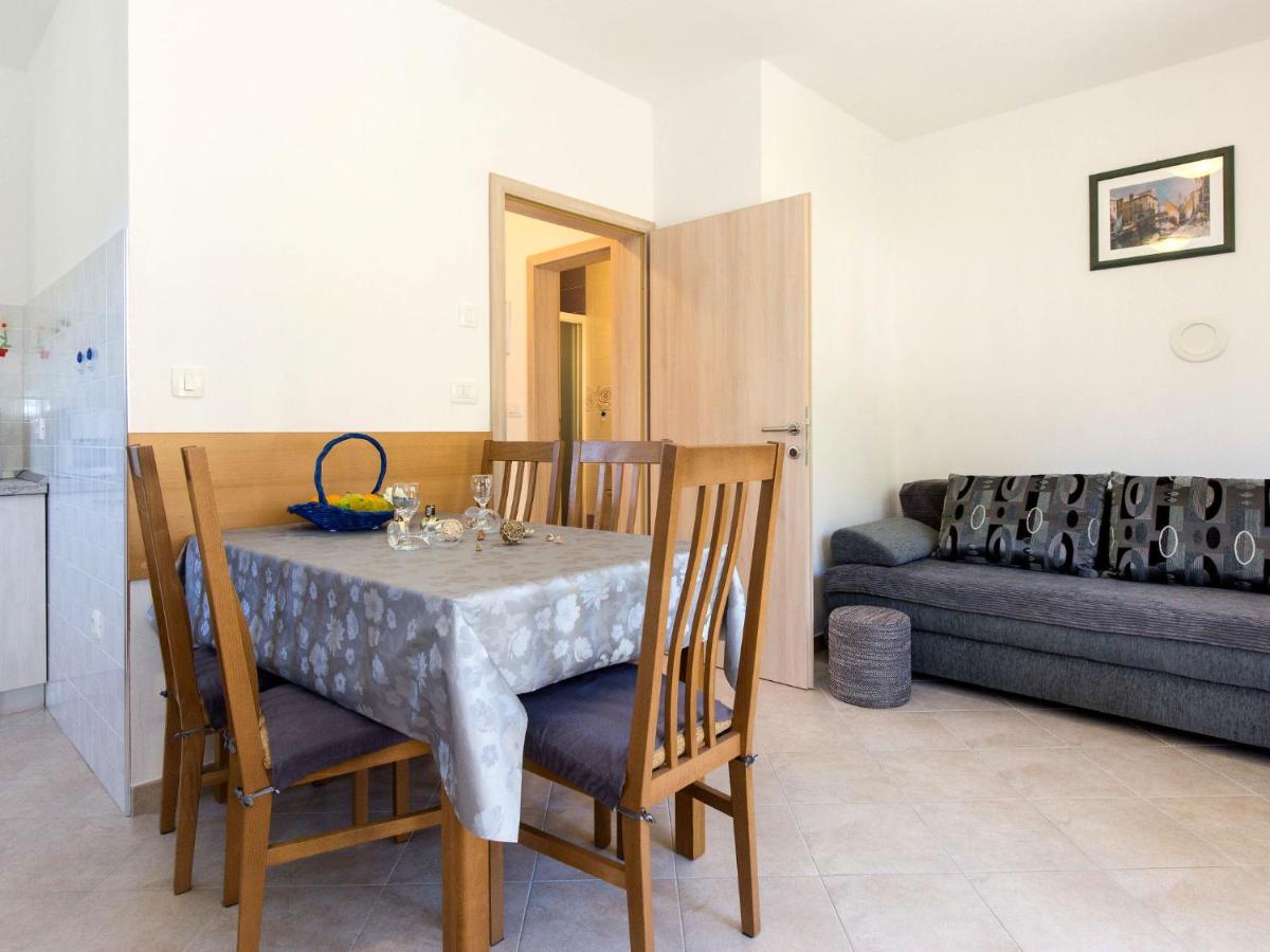 Apartment Andrea - Mod140 By Interhome Martina 外观 照片